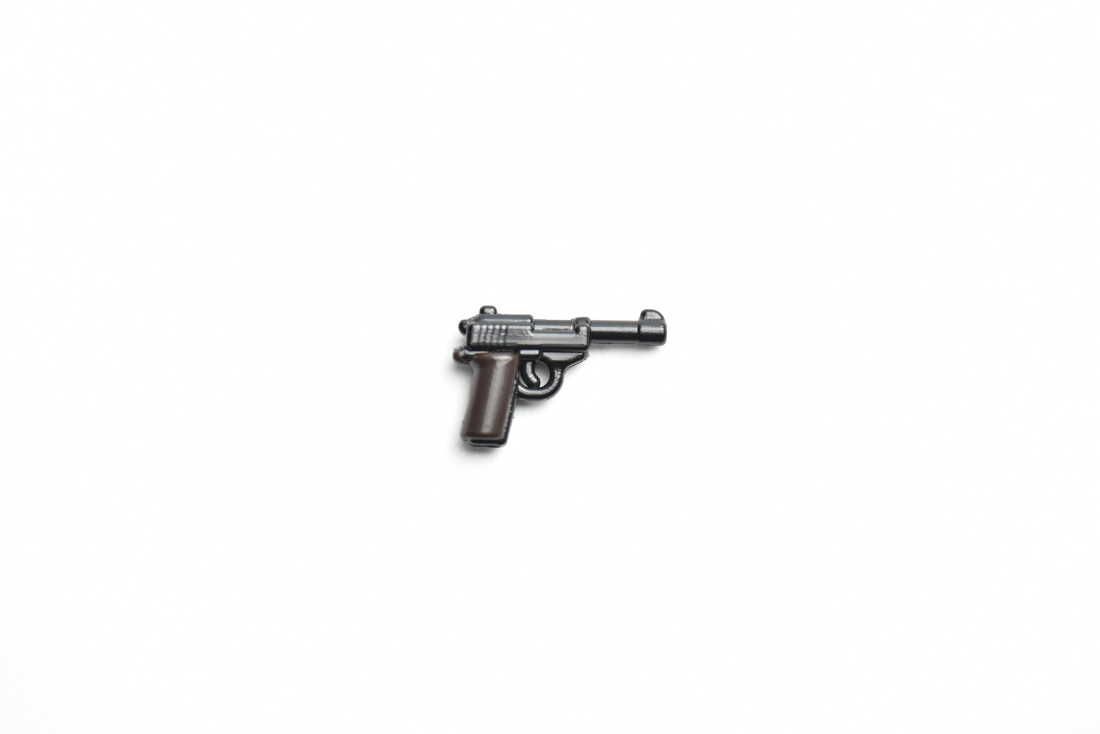 P38 Pistol RELOADED (Black & Dark Brown)