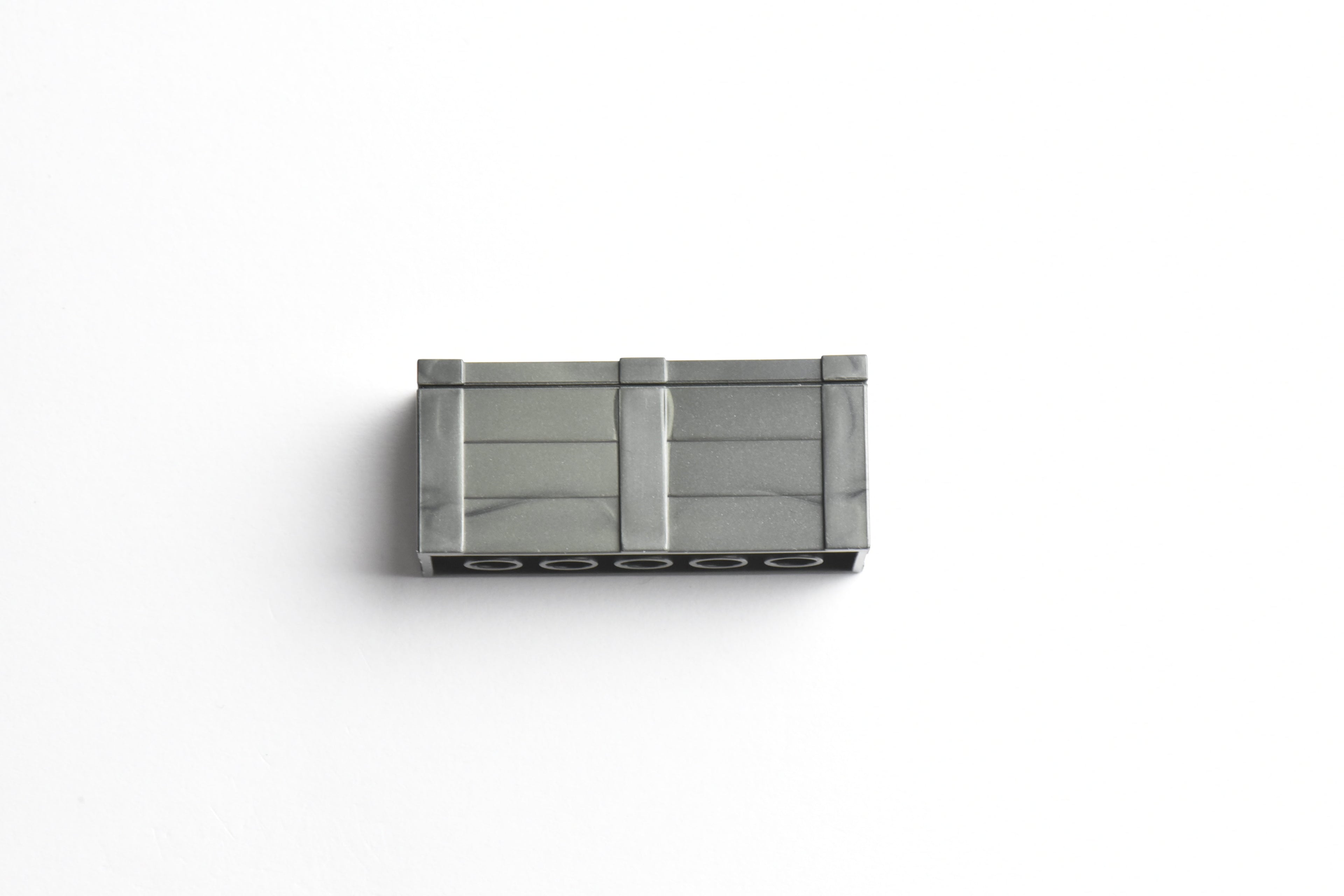 Crate with Lid (Gunmetal or Tan)