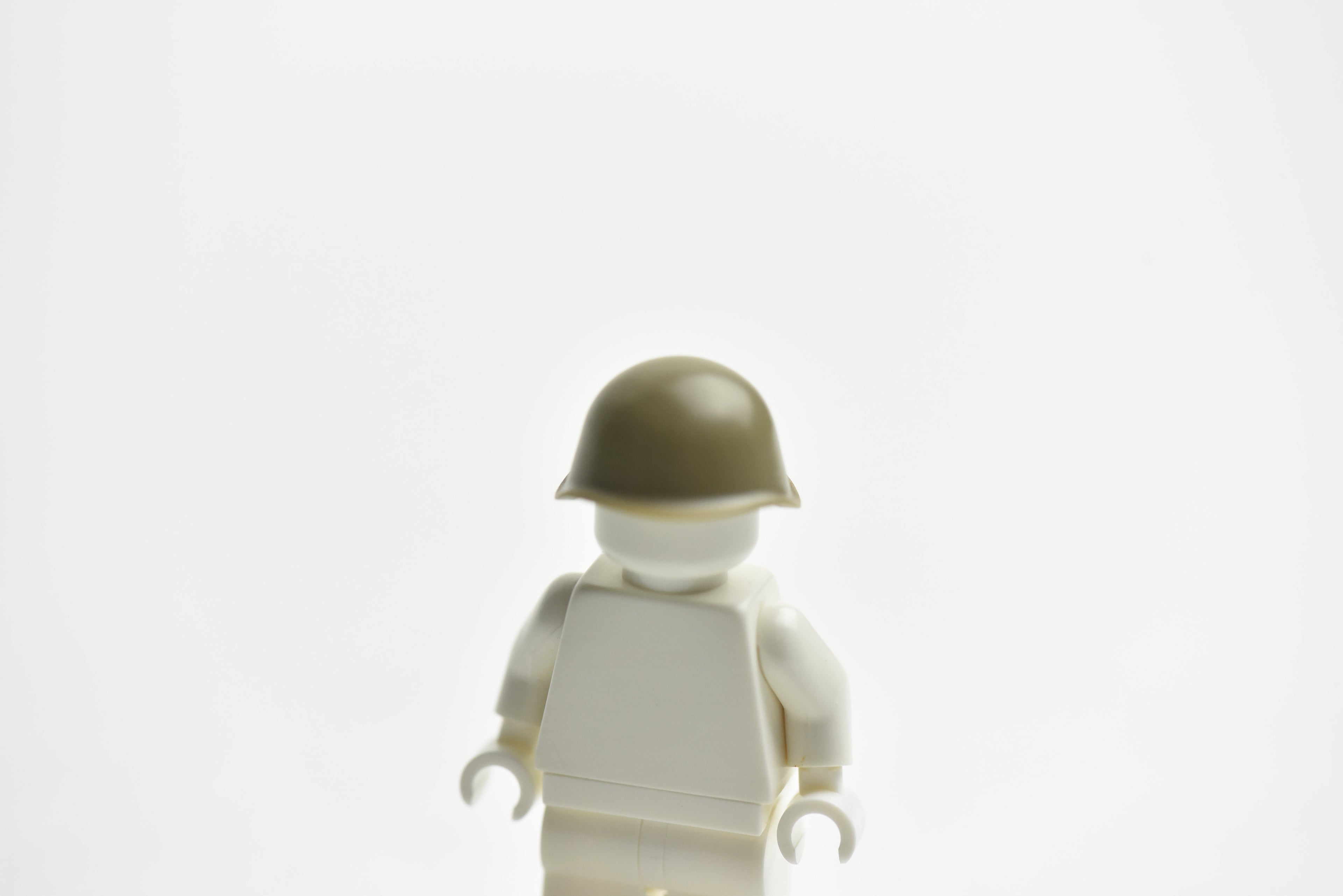 SSh-40 Russian Helmet (Olive or Dark Tan)