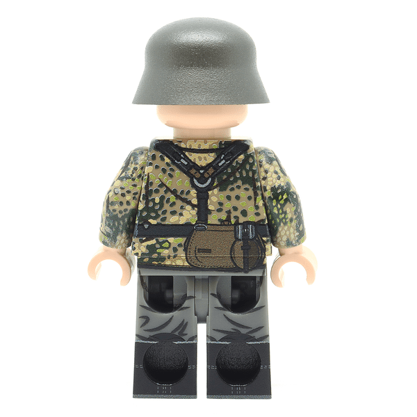 WW2 German NCO in Dot44 Light