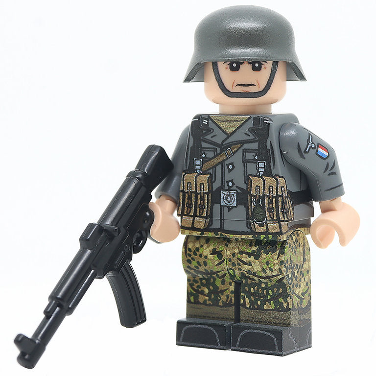 Waffen Grenadier Brigade of the SS Charlemagne Schütze