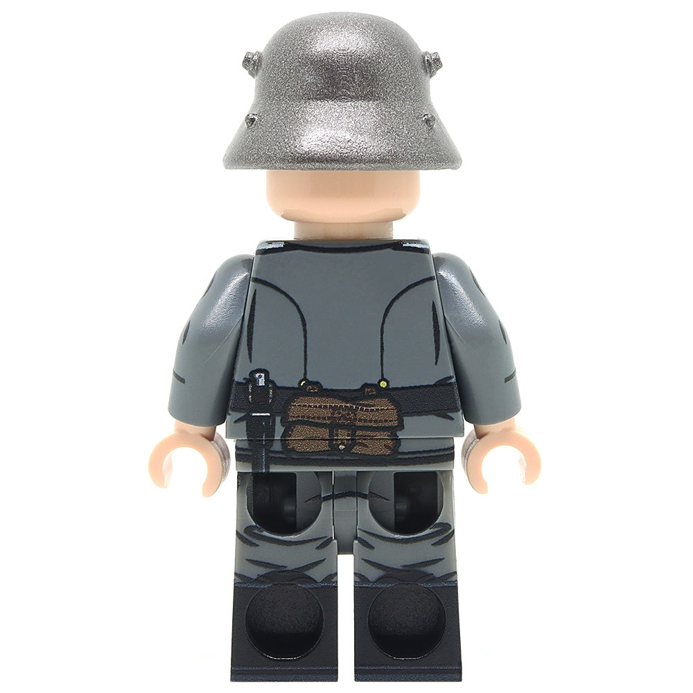 Trench Day 24 - WW1 German Junior Officer (Mid Late)