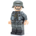 Weekend Blitz 24 - WW2 German Soldier with MG13 pouches