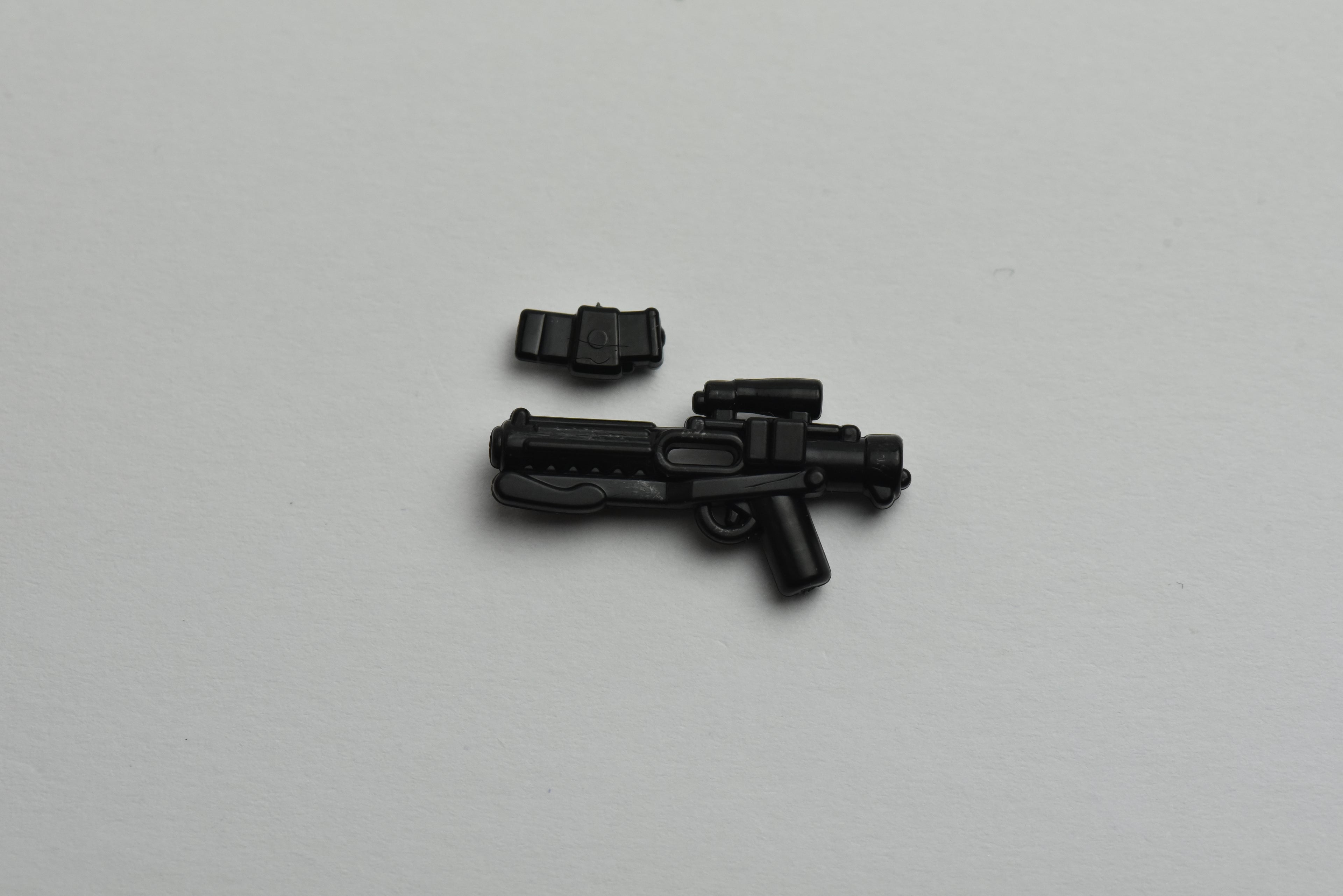 E-11 v2 Blaster Rifle w/Mag (Black)
