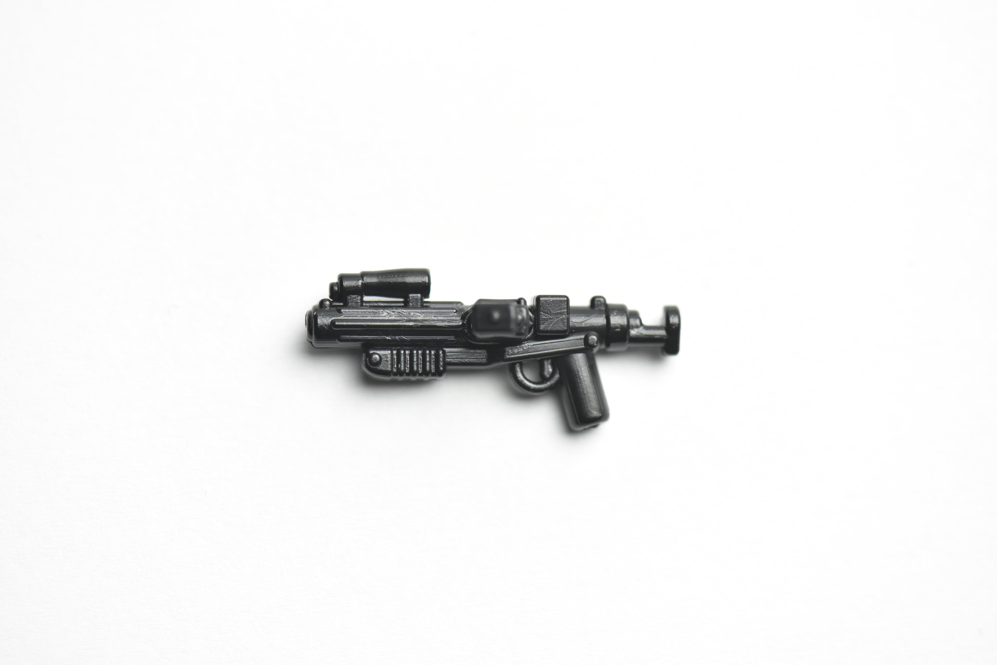E-10R Blaster w/ Mag