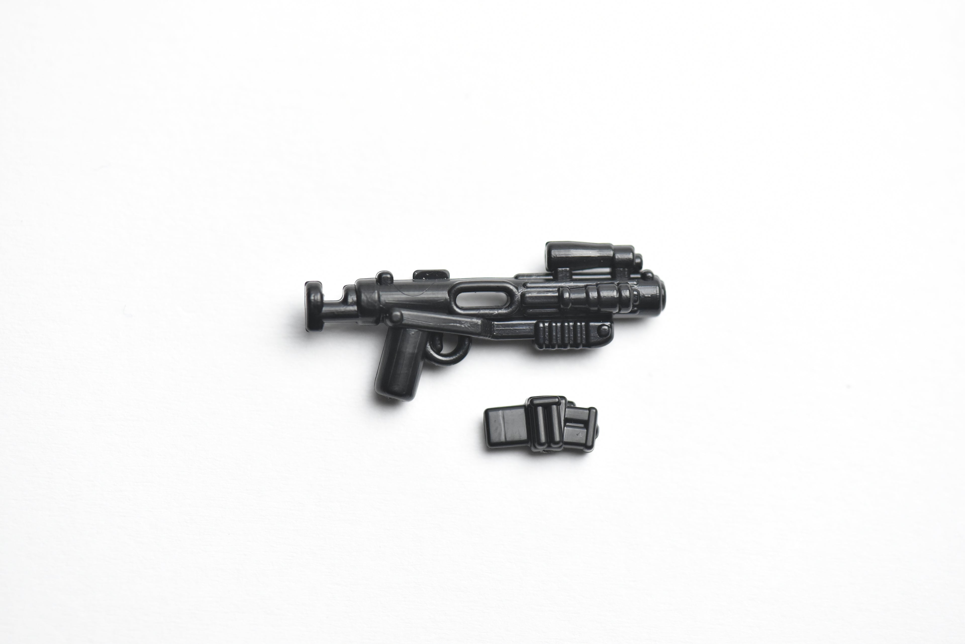 E-10R Blaster w/ Mag