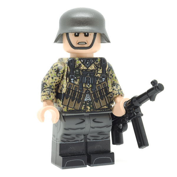 WW2 German NCO in Dot44 Light